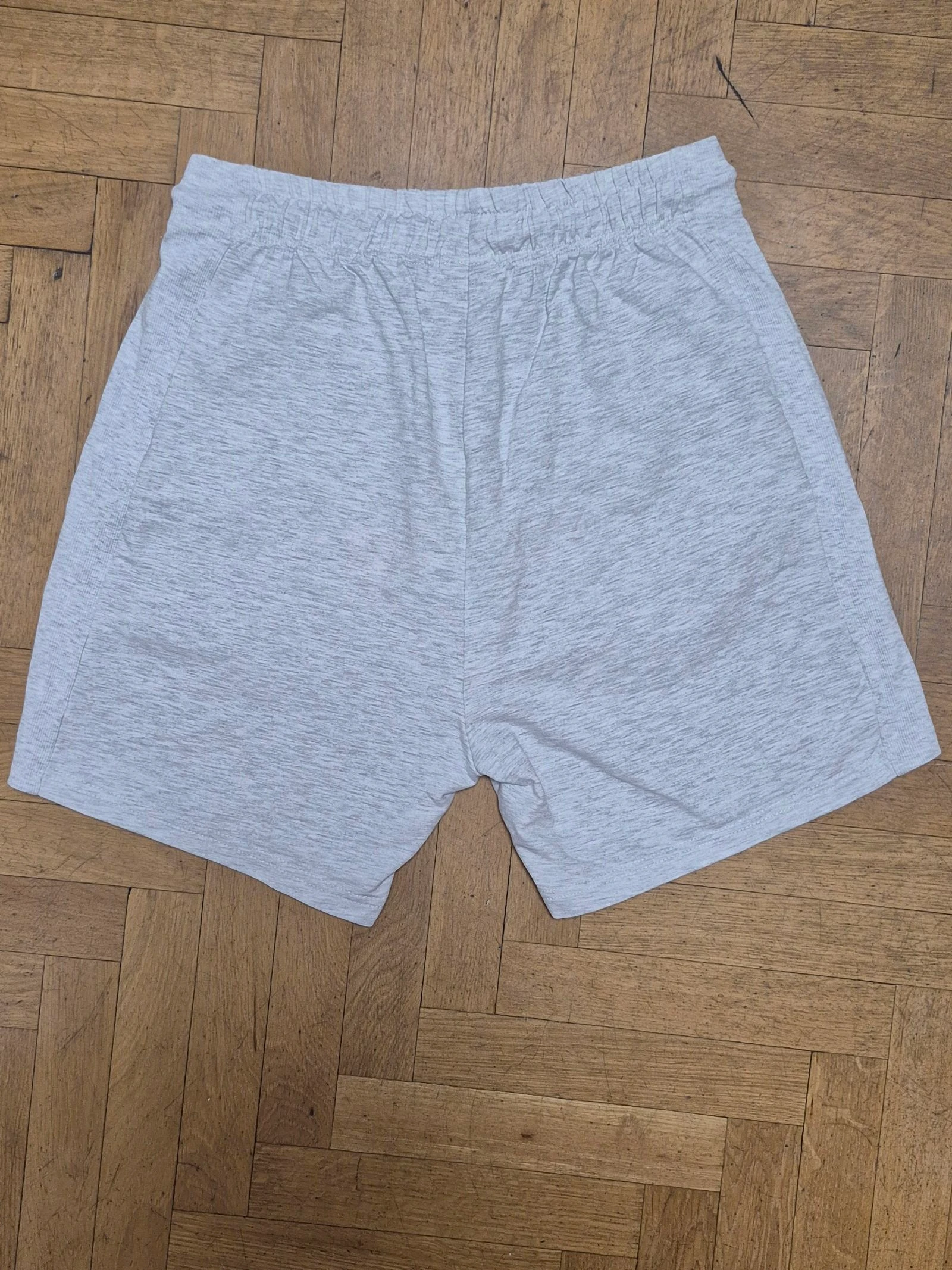 Pantalón corto gris con bolsillos Talla M – photo 2
